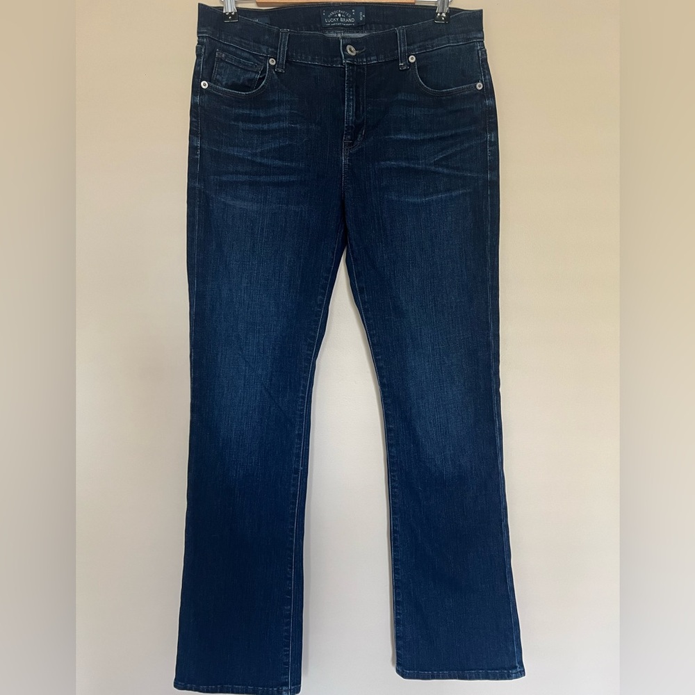 Lucky Brand Brook Boot jeans darker blue size 10/30 R
